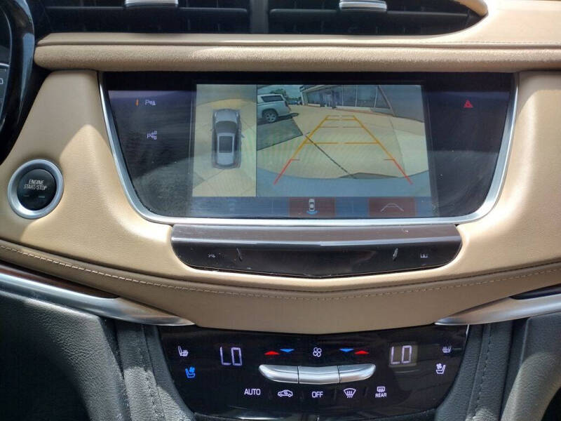 2019 Cadillac XT5 Platinum