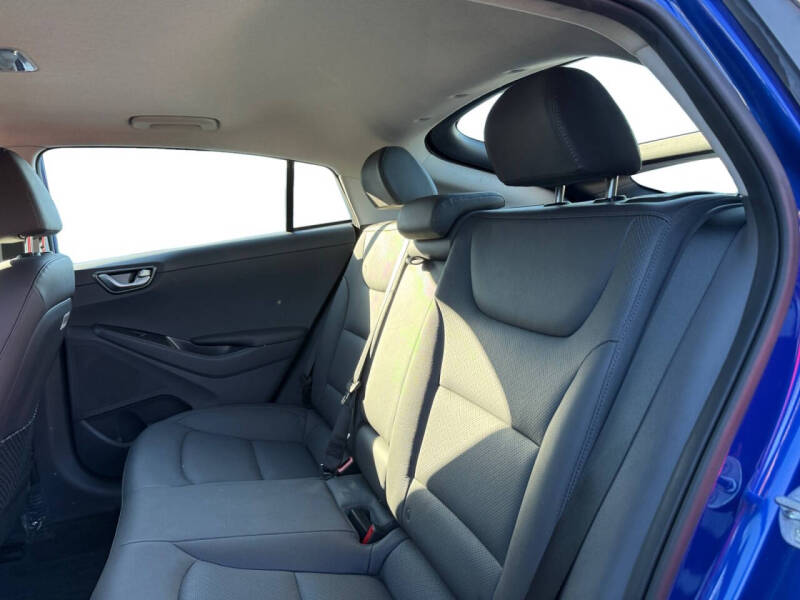 2022 Hyundai Ioniq Hybrid Limited