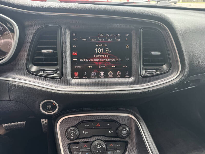 2015 Dodge Challenger SXT Plus