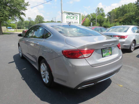 2016 Chrysler 200 Limited