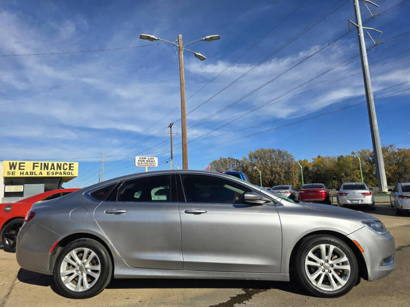 2016 Chrysler 200
