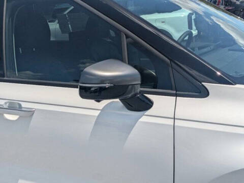 2025 Kia Carnival SX