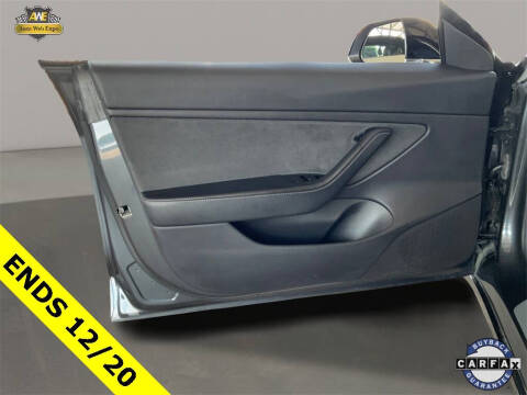 2019 Tesla Model 3 Standard Range Plus