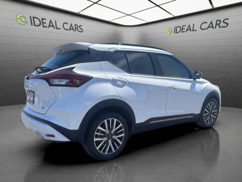 2024 Nissan Kicks SR