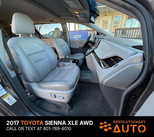 2017 Toyota Sienna XLE 7-Passenger