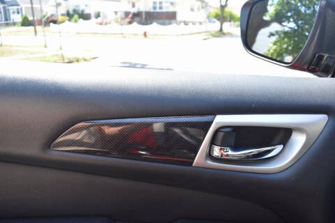 2020 Nissan Pathfinder SV