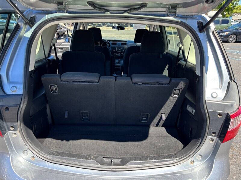 2012 Mazda MAZDA5 Sport