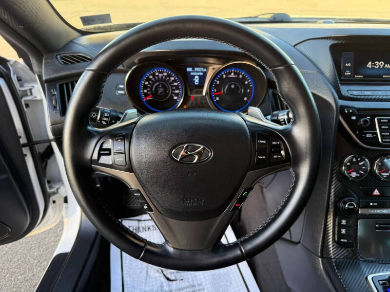 2016 Hyundai Genesis Coupe