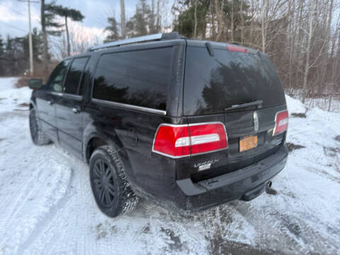 2011 Lincoln Navigator L