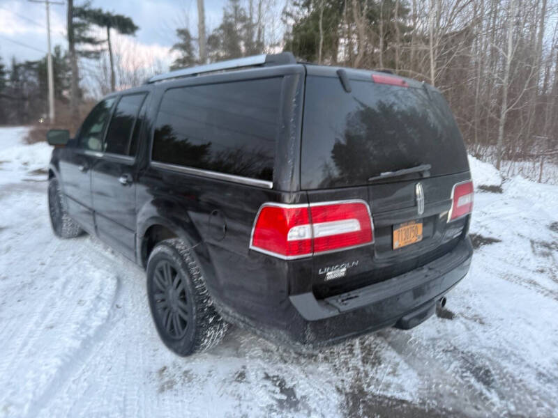 2011 Lincoln Navigator L