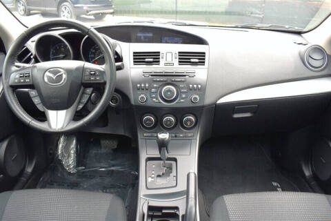 2013 Mazda MAZDA3
