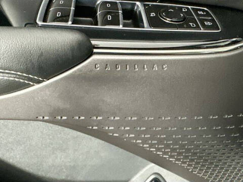 2024 Cadillac LYRIQ Tech