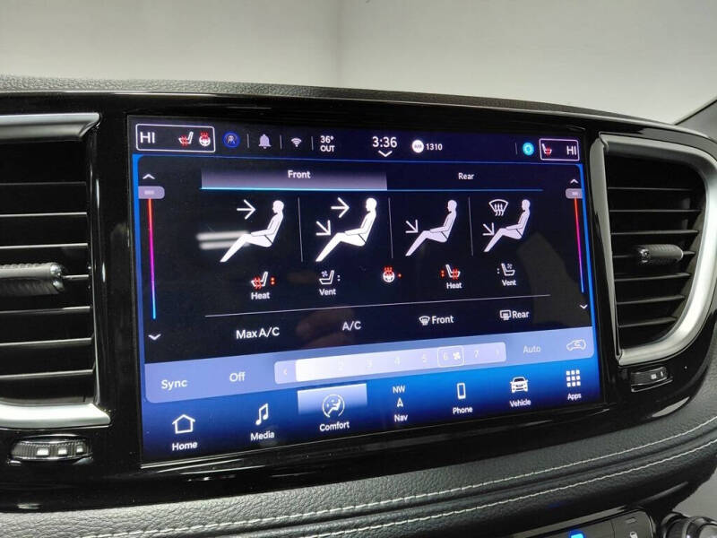 2025 Chrysler Pacifica Limited