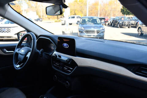 2021 Ford Escape Titanium