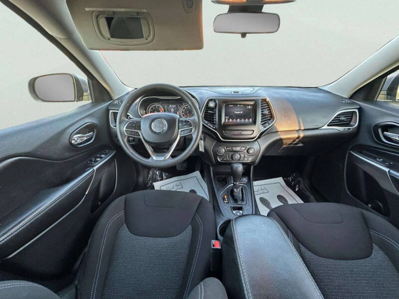 2020 Jeep Cherokee Latitude