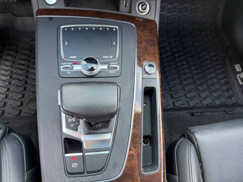 2019 Audi Q5 quattro Premium Plus 45 TFSI