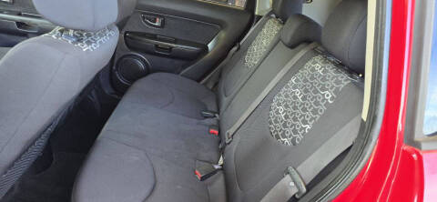 2011 Kia Soul +
