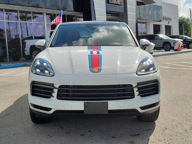 2023 Porsche Cayenne Coupe Platinum Edition