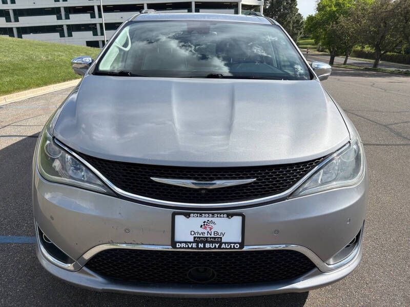2017 Chrysler Pacifica Limited