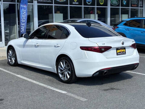 2019 Alfa Romeo Giulia Sport