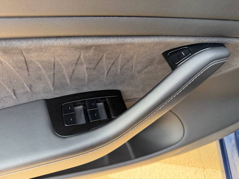 2018 Tesla Model 3 Performance