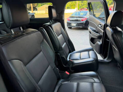 2017 GMC Acadia SLT-1