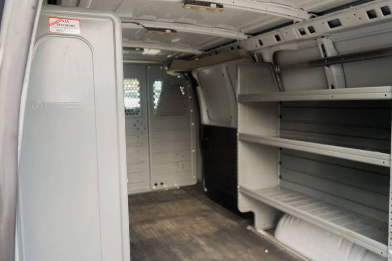 2021 Chevrolet Express 2500