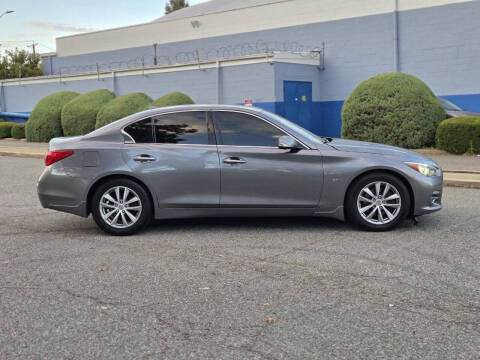 2014 Infiniti Q50 Premium
