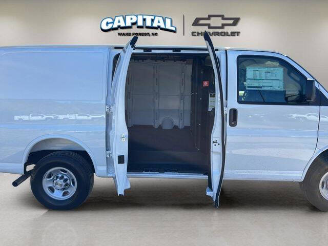 2026 Chevrolet Express 3500