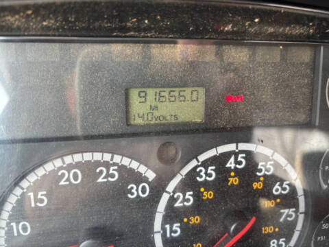 2009 Freightliner Business class M2