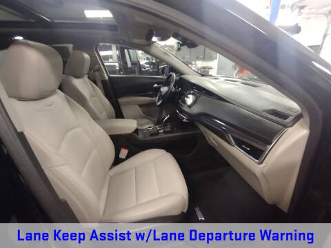 2022 Cadillac XT4 Luxury