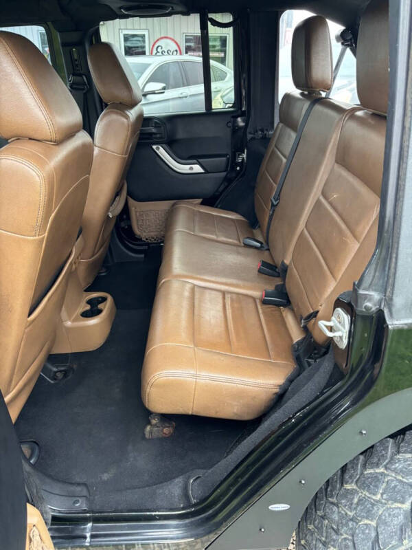 2011 Jeep Wrangler Unlimited Sahara