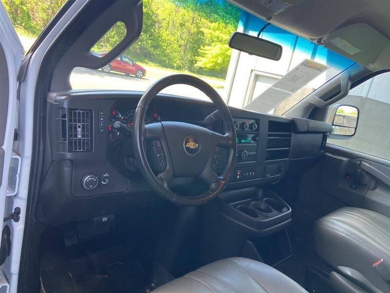 2021 Chevrolet Express 2500