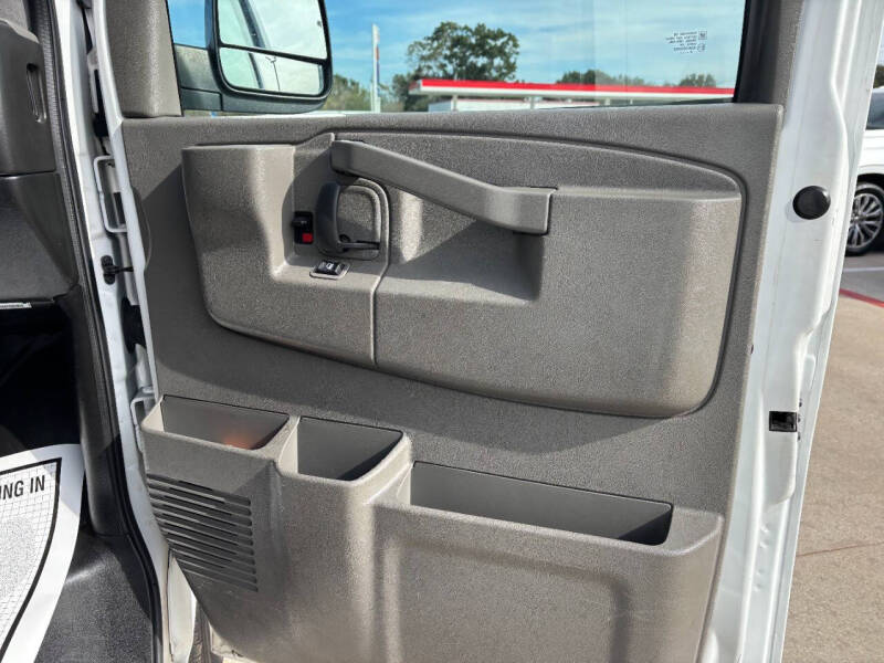 2020 Chevrolet Express 2500