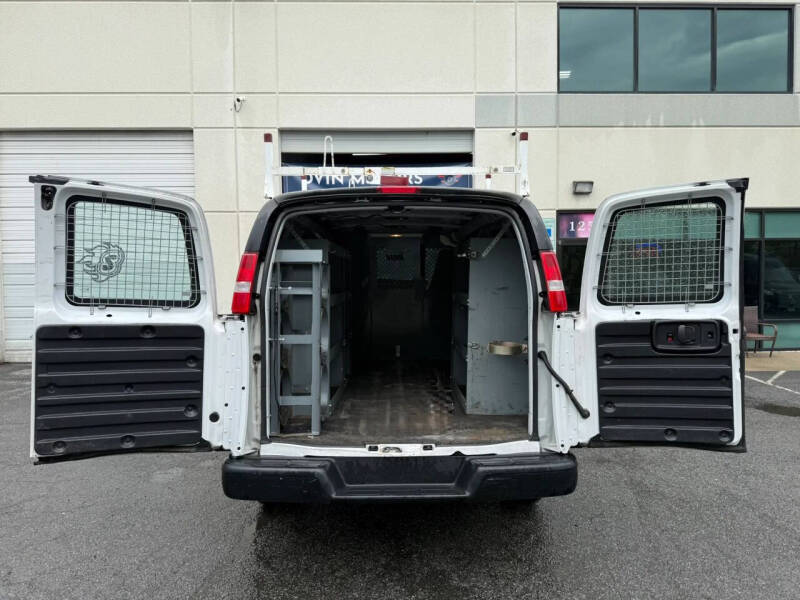 2021 Chevrolet Express 2500