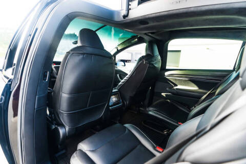 2022 Tesla Model X Plaid