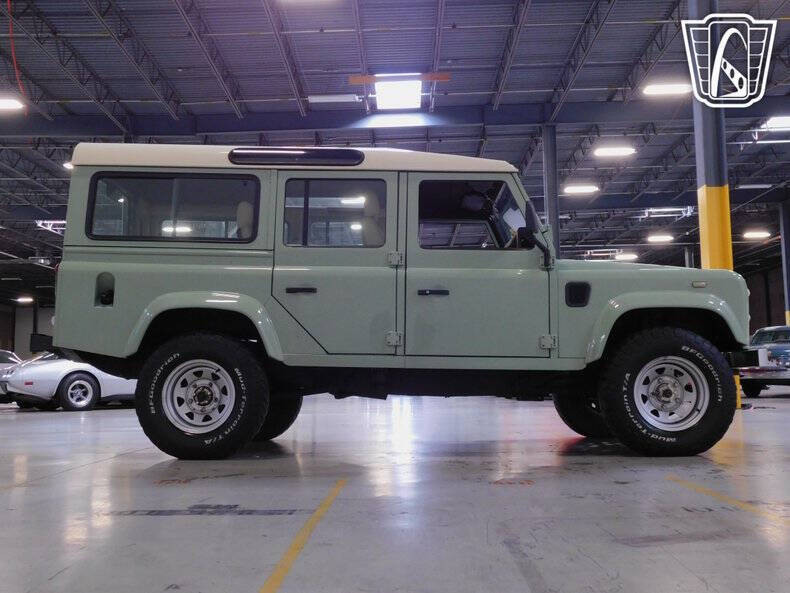 1987 Land Rover Defender