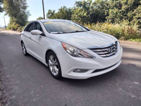 2011 Hyundai Sonata for sale at M AND S CAR SALES LLC in Independence OR