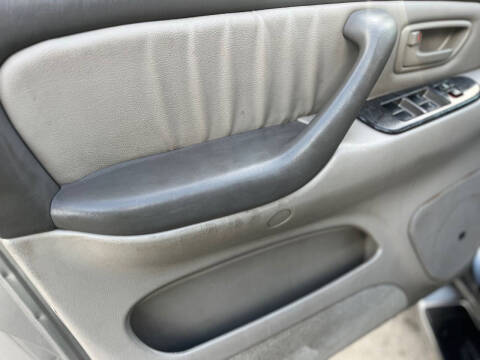 2003 Toyota Sequoia Limited