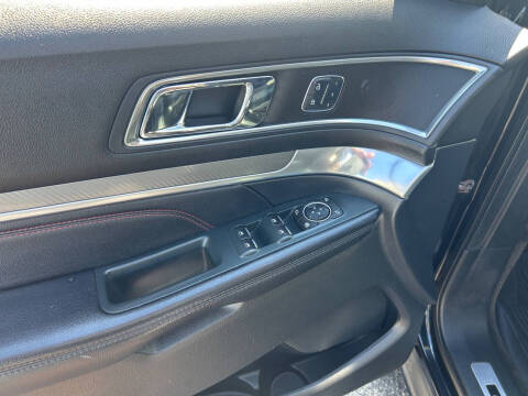 2018 Ford Explorer Sport