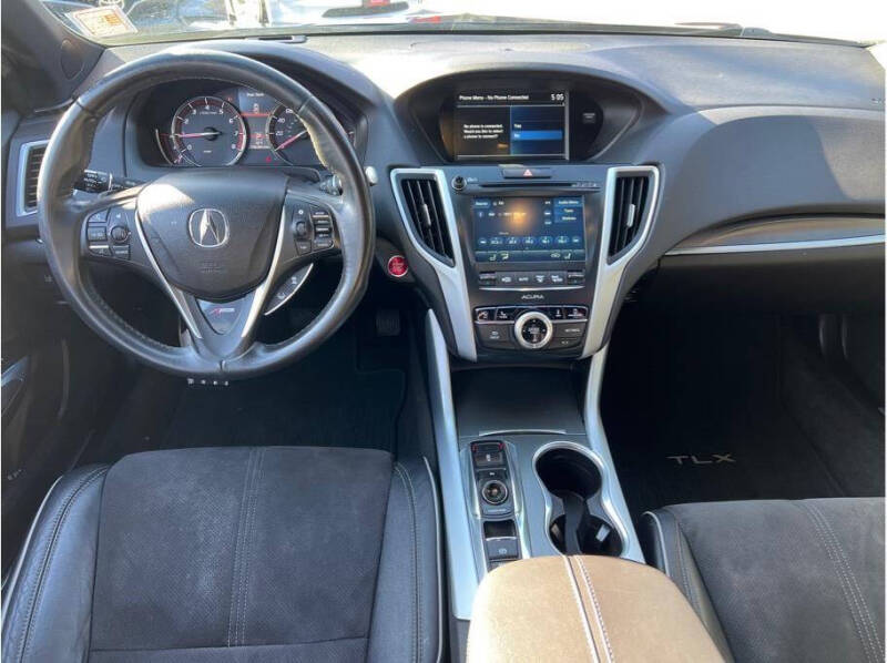 2019 Acura TLX