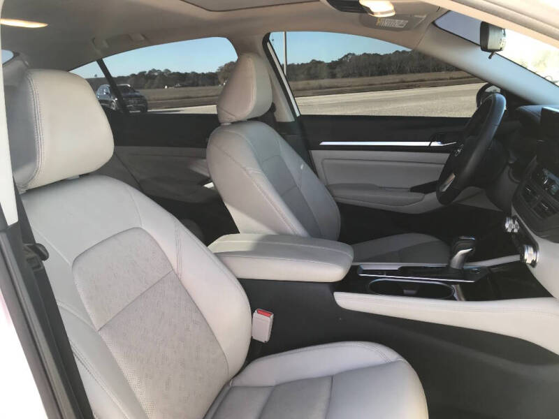 2024 Nissan Altima 2.5 SL