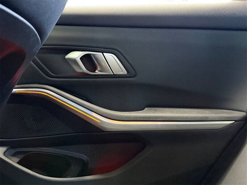 2021 BMW 3 Series 330i