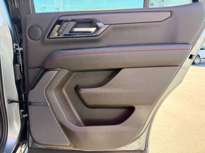 2025 GMC Yukon AT4 Ultimate