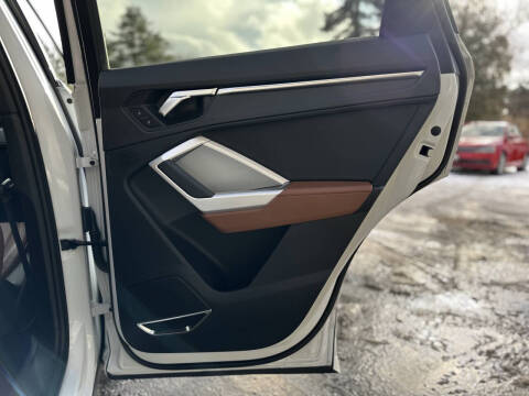 2021 Audi Q3 quattro S line Prem Plus 45 TFSI