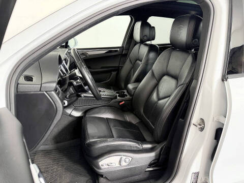 2018 Porsche Macan S