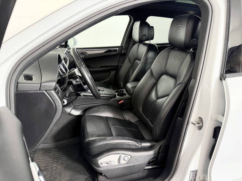 2018 Porsche Macan S