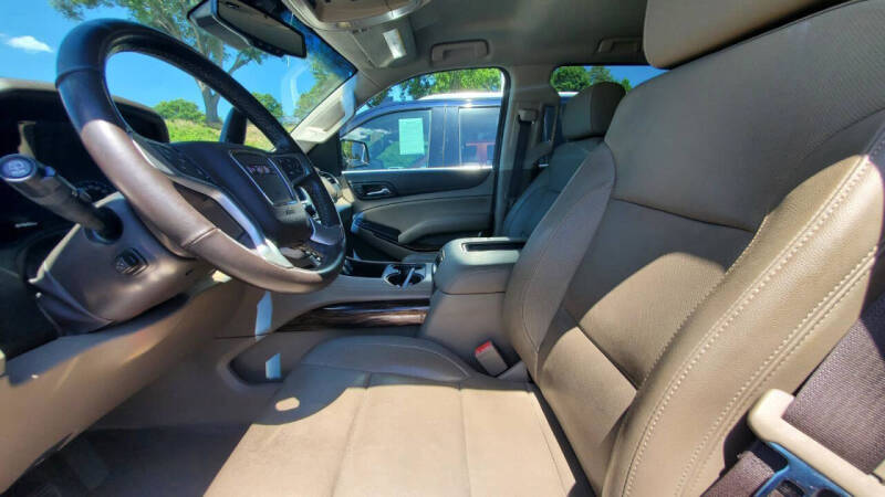 2017 GMC Yukon SLT