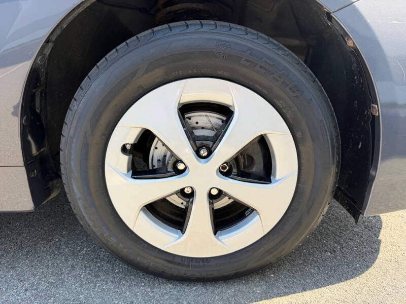 2014 Toyota Prius Two