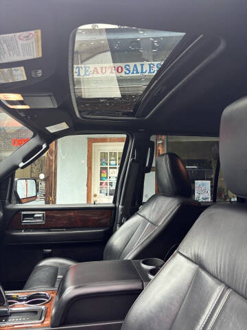 2016 Lincoln Navigator Select